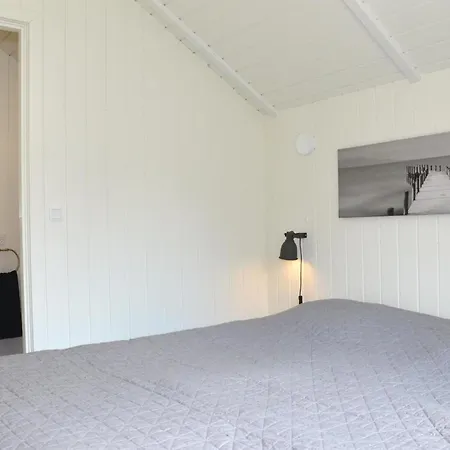 בית נופש Three-bedroom In *