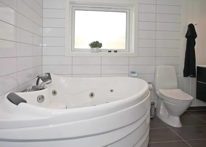 Three-bedroom In * Højby