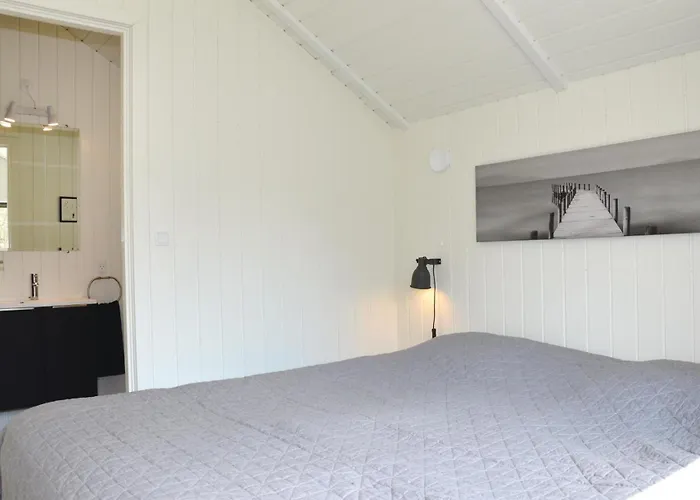 בית נופש Three-bedroom In *